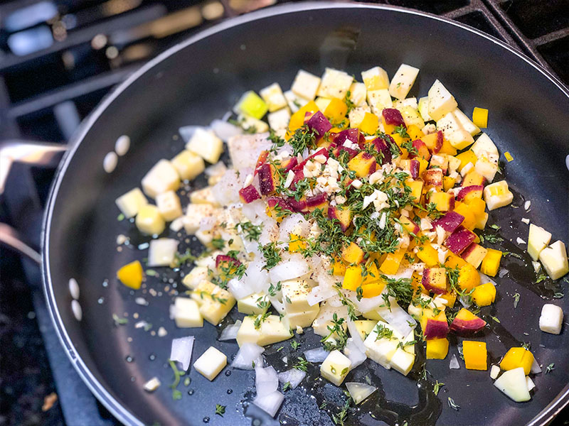 Preparing an Italian stuffed pepper